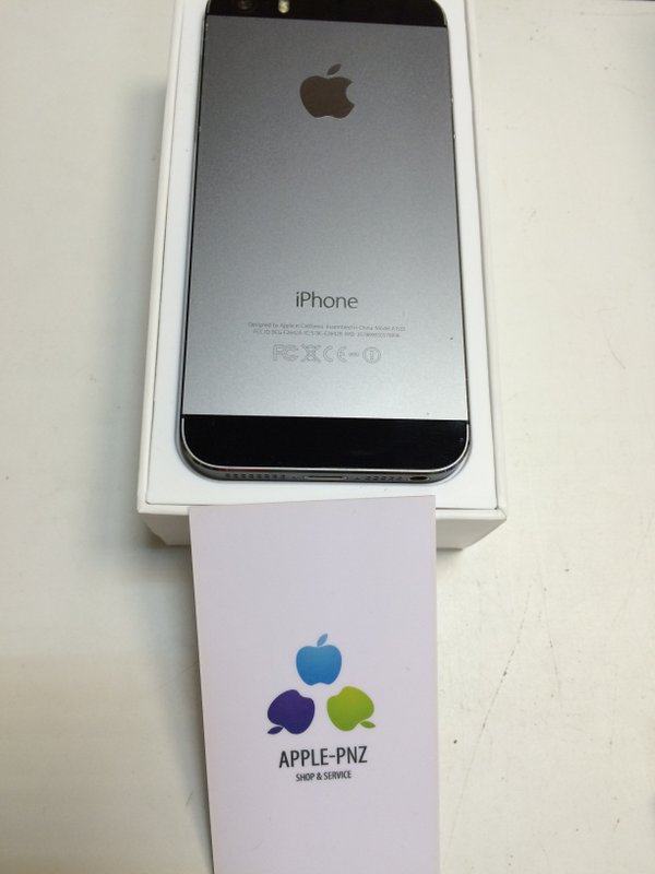 Apple IPhone 5S 16GB Gray 