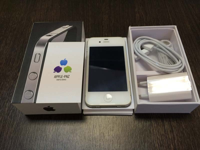 Apple IPhone 4 8gb White