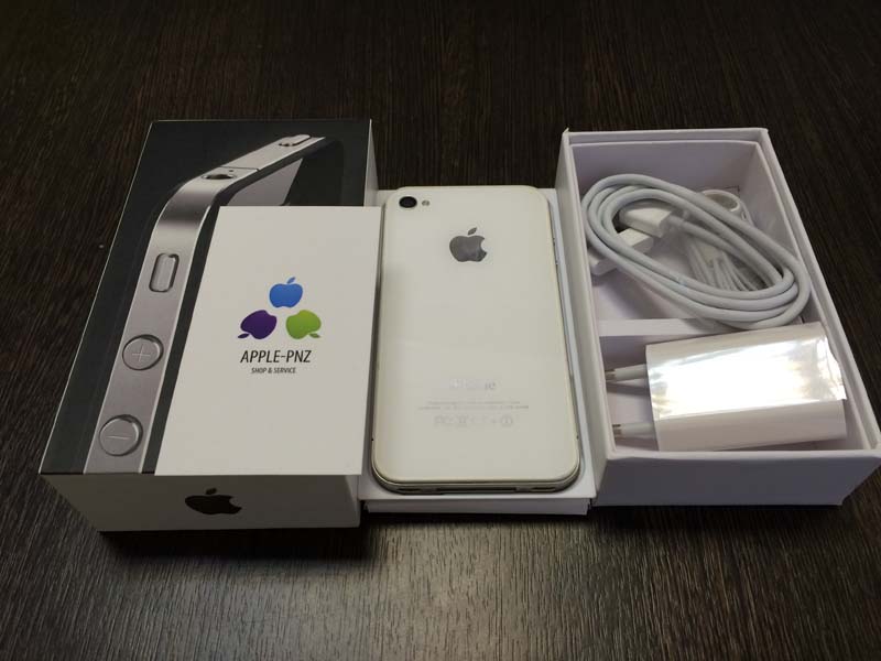 Apple IPhone 4 8gb White