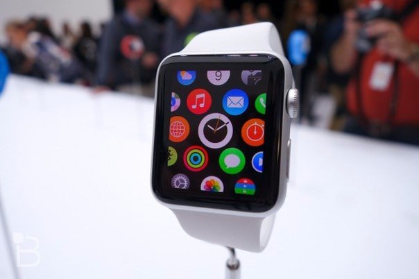 Поставщиком сапфирового стекла для Apple Watch оказалась российская компания.