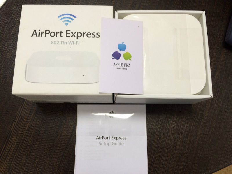 Apple Airport (Wifi роутер)