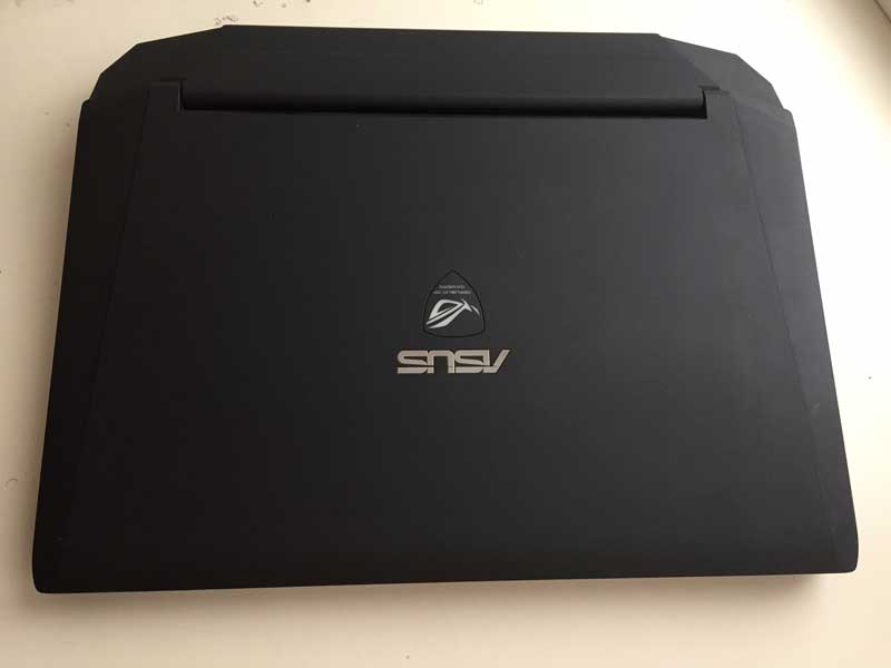 Игровой ноутбук Asus g750