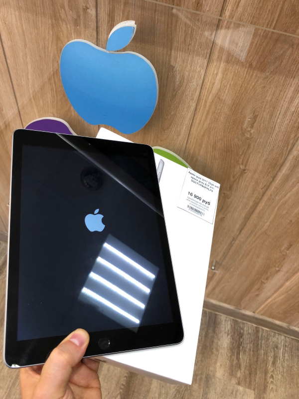 Apple iPad 2017 32Gb Wi-Fi Space Gray