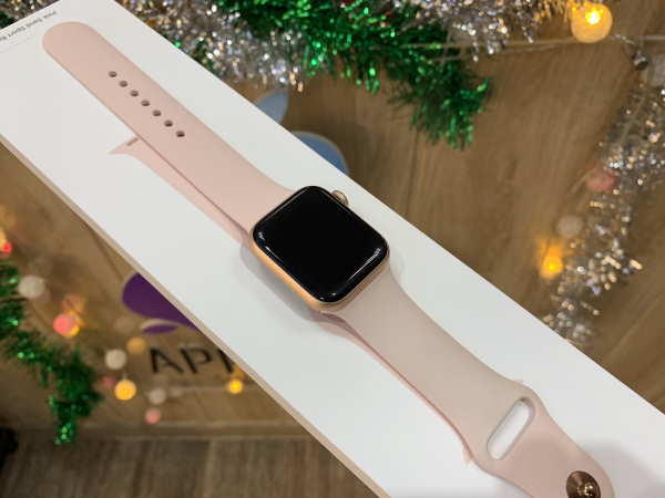 Apple Watch S4 40mm Pink