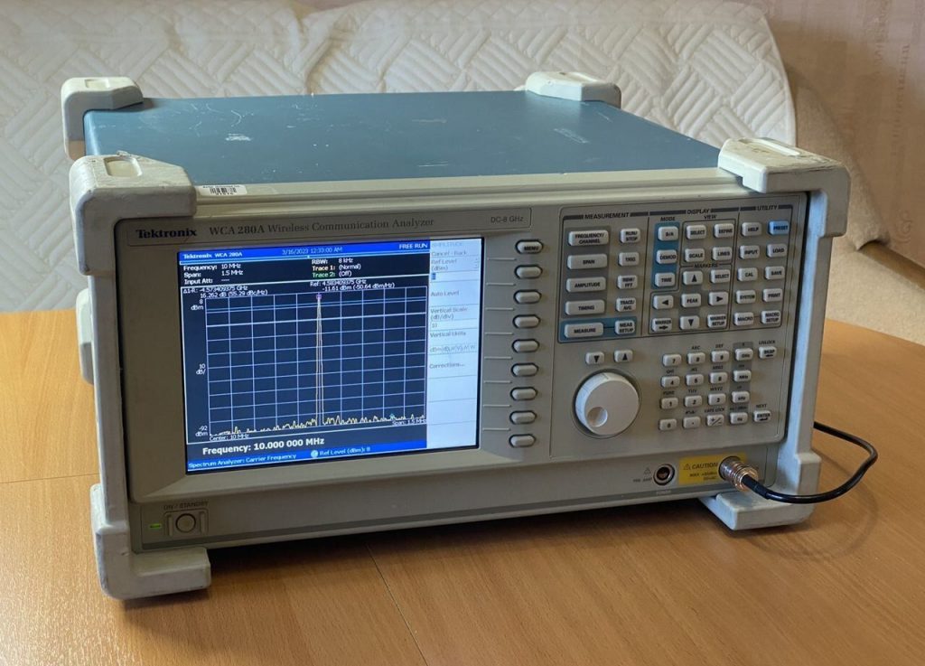 Анализатор спектра Tektronix WCA-280A