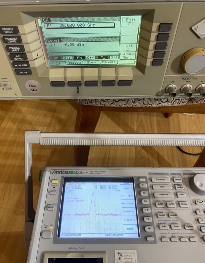 Высокочастотный генератор сигналов Anritsu 68147A