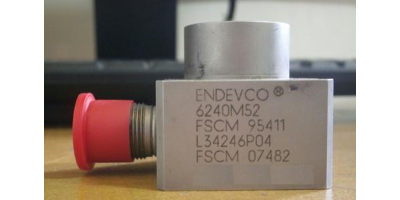 Акселерометр Endevco мод. 6240М52