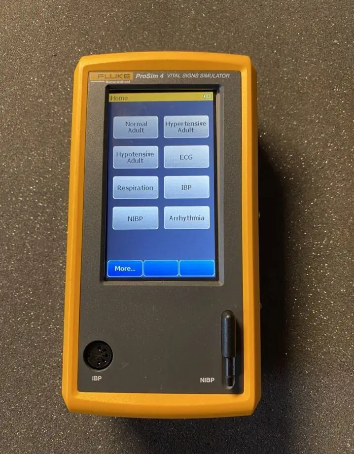 Генератор сигналов пациента Fluke ProSim 4