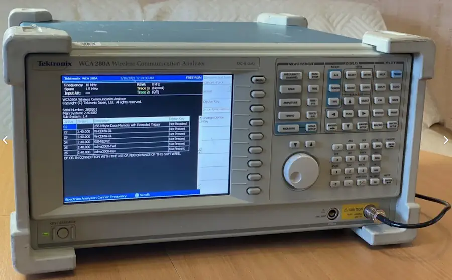 Tektronix WCA 280A анализатор спектра 8ghz